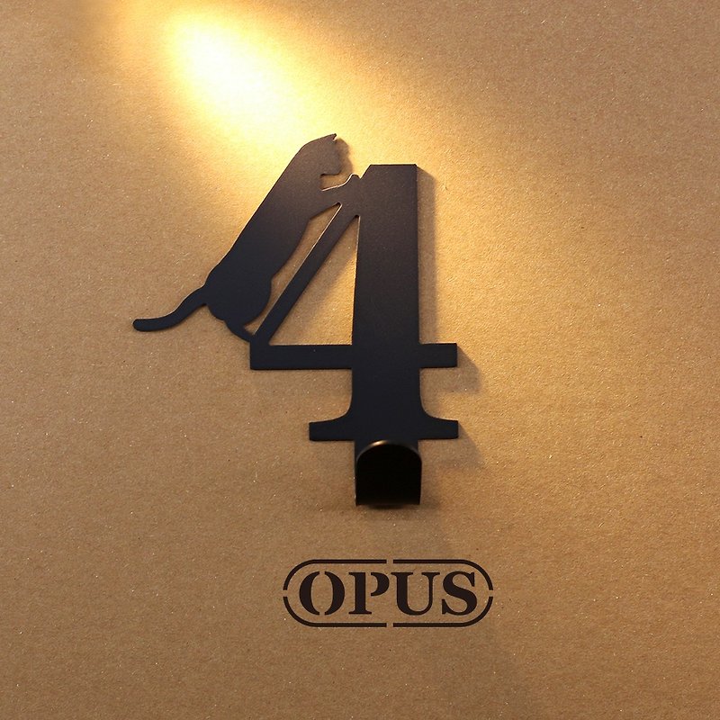 【OPUS Dongqi Metalworking】When a Cat Meets the Number 4 - Hook (Black)/Wall Decoration Hook/Storage Without Trace - ตกแต่งผนัง - โลหะ สีดำ