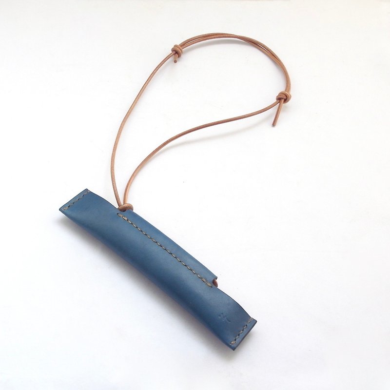 藍染め革の首かけペンホルダー【1 / いち】 #草木染めレザー #手縫い #オールレザー #刻印可 - 鉛筆盒/筆袋 - 真皮 藍色