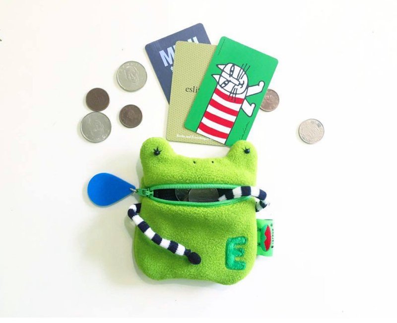 Saliva Coin Purse Afrogo Green Frog Gift Gift - กระเป๋าใส่เหรียญ - ผ้าฝ้าย/ผ้าลินิน สีเขียว