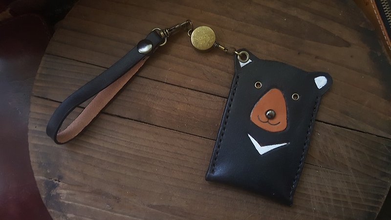 Cute black bear Gogoro card type telescopic leather case/access control card/ leisure card case - ที่ใส่บัตรคล้องคอ - หนังแท้ สีดำ