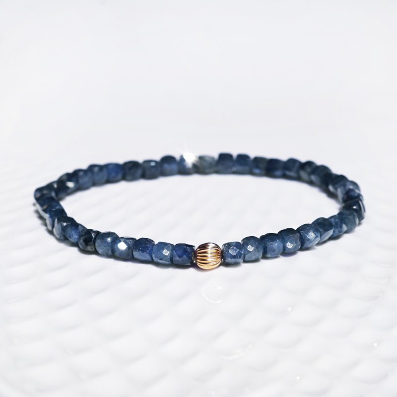 Sapphire Strand Bracelet Ebe - สร้อยข้อมือ - เครื่องเพชรพลอย สีน้ำเงิน