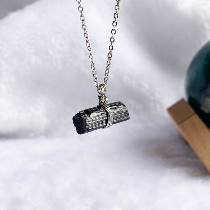 (穩定情緒) 黑碧璽 Black Tourmaline 原礦 項鍊 Necklace - 頸鏈 - 水晶 黑色