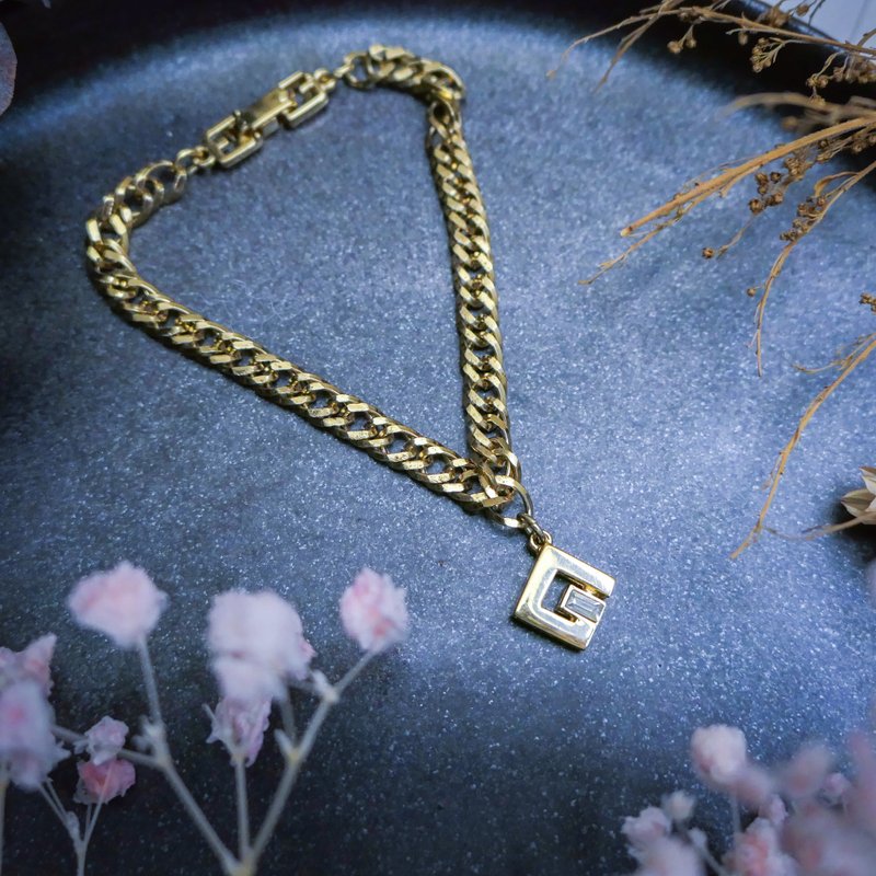 Givenchy 紀梵希G字母手鍊－歐美古董首飾 Vintage Jewelry - 手鍊/手環 - 其他金屬 