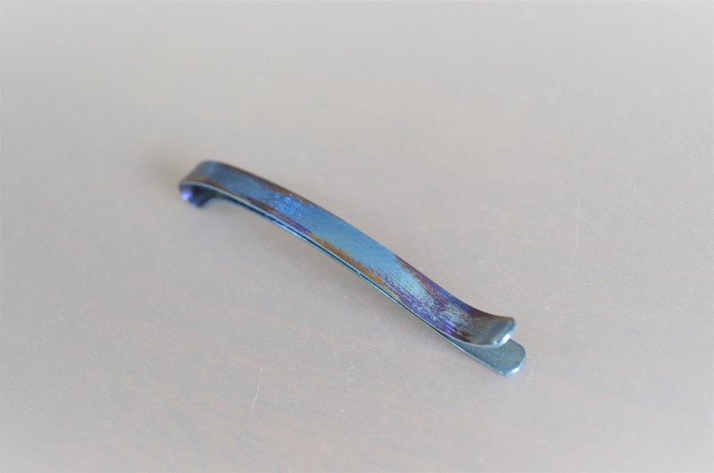 titanium hairpin・Painting-like blue and gold・Matte・A・71mm - Hair Accessories - Other Metals Multicolor