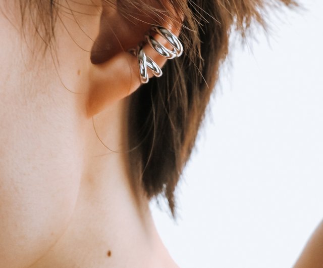 関税なし ギフトにも\tCeline\tトリオンフ スパークル イヤーカフ シルバー]ハートイヤーカフ – CENE