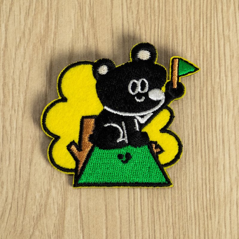 刺繡別針 / 黑熊寶寶 - 胸針 - 繡線 黑色