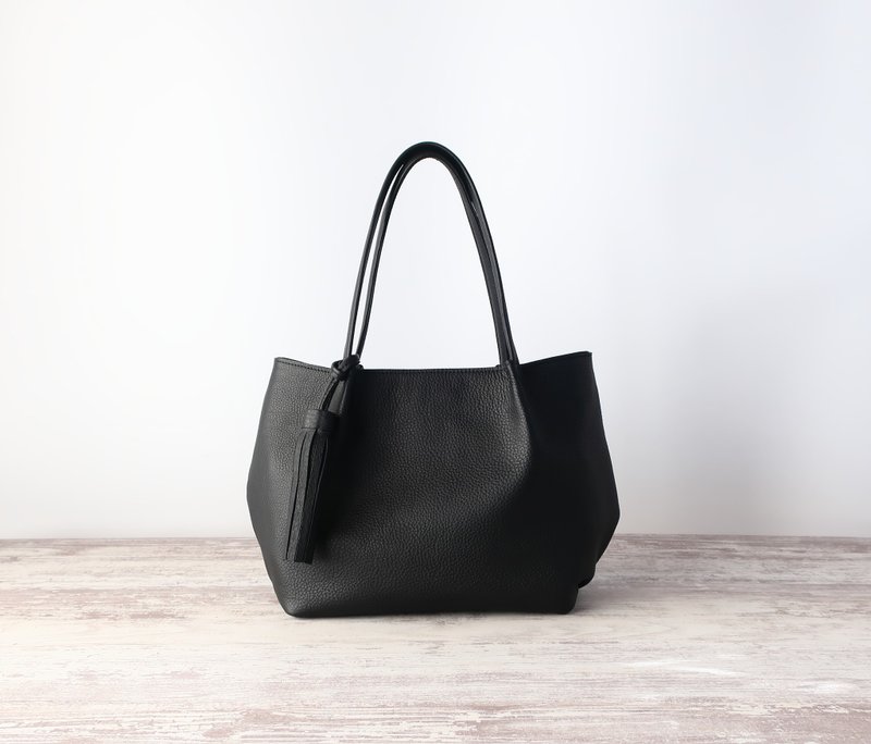 Fluffy tuck tote bag, SS size, black, made-to-order - Handbags & Totes - Genuine Leather Black