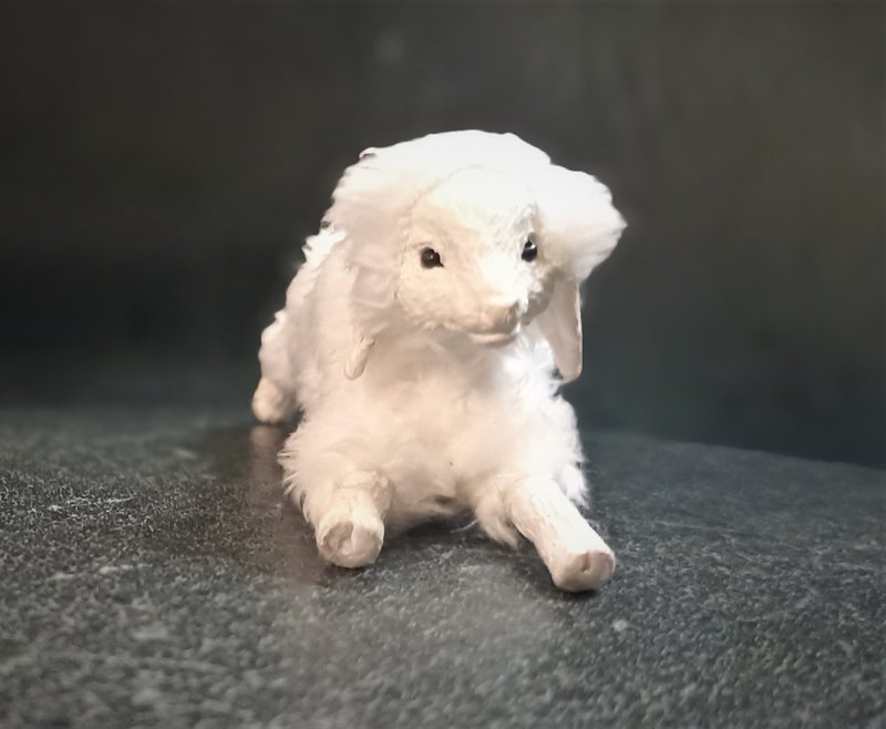 Sheep realistic animal stuffed! art doll poseable! personalized gift - 公仔/玩偶 - 其他人造纖維 白色