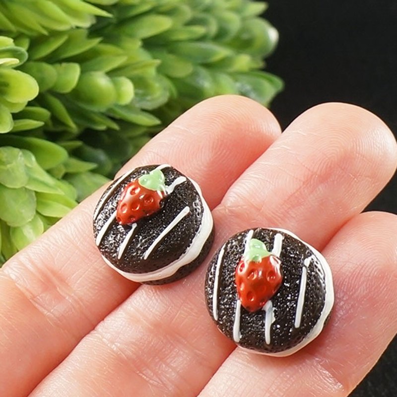 Chocolate Cake Studs Kawaii Food Dessert Stainless Steel Stud Earrings Jewelry - 耳環/耳夾/耳骨夾 - 不鏽鋼 咖啡色