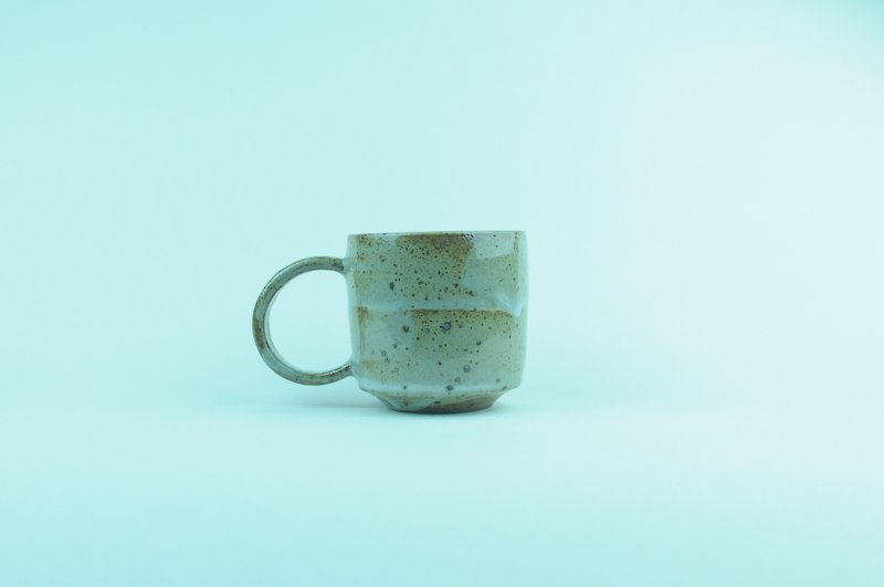 Hand made coffee cup - แก้วมัค/แก้วกาแฟ - ดินเผา สีกากี
