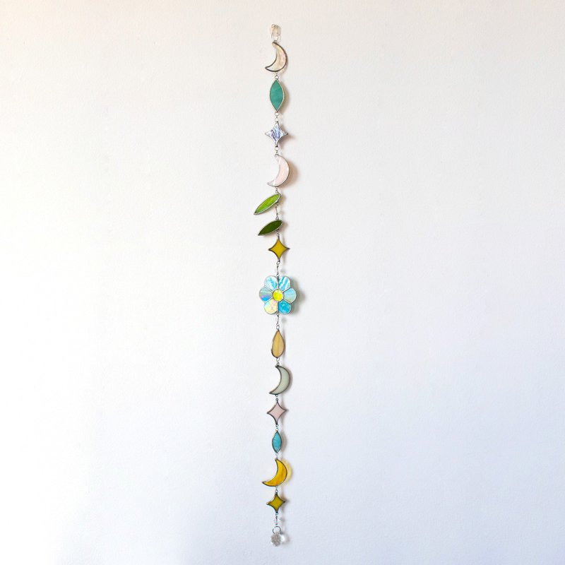 Stained glass garland, Home decor, Housewarming gift, Wall decor - ตกแต่งผนัง - แก้ว ขาว