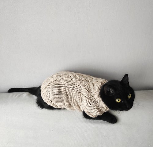 StylishCatDesign Cable cat sweater Hand knit jumper for cat Knit clothing for pets Jacket for cat