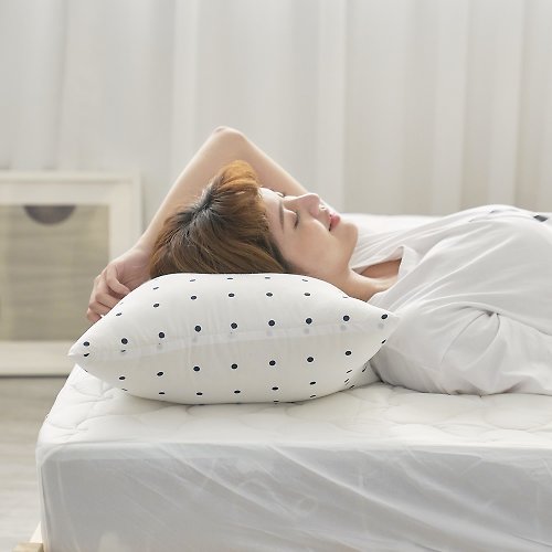 小日常寢居 抗菌透氣可水洗枕(1入)/壓縮枕/飯店枕