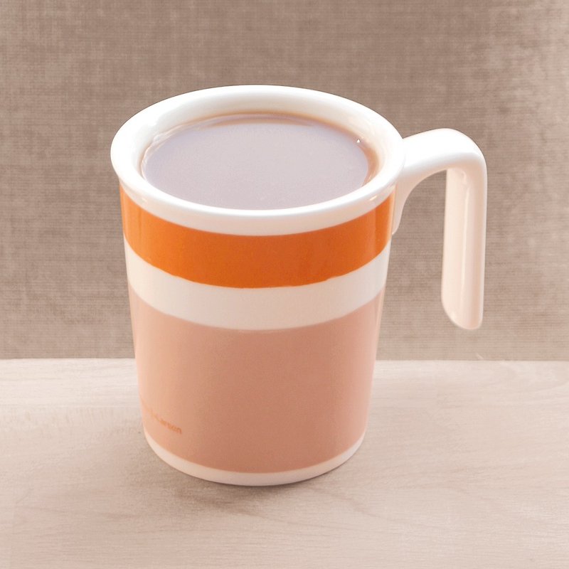 カプチーノ キス マグ-P+L デザインカップ 蓋なし (台湾製 電子レンジ用SGS検査済) - マグカップ - 磁器 オレンジ