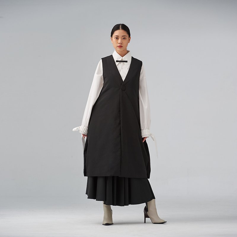 Black long collarless padded vest - Women's Vests - Cotton & Hemp Black