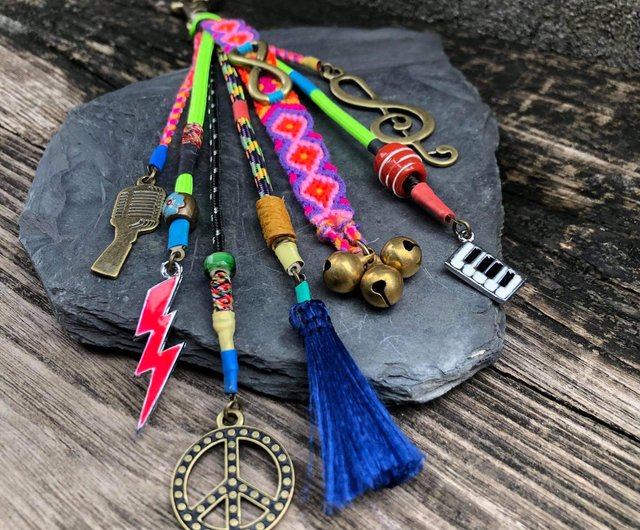 Colorful paracord tassel keychain with music charm - Shop