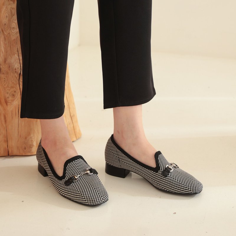 Square toe knit mackay buckle British commuter loafers low heels women - รองเท้าอ็อกฟอร์ดผู้หญิง - วัสดุอื่นๆ 