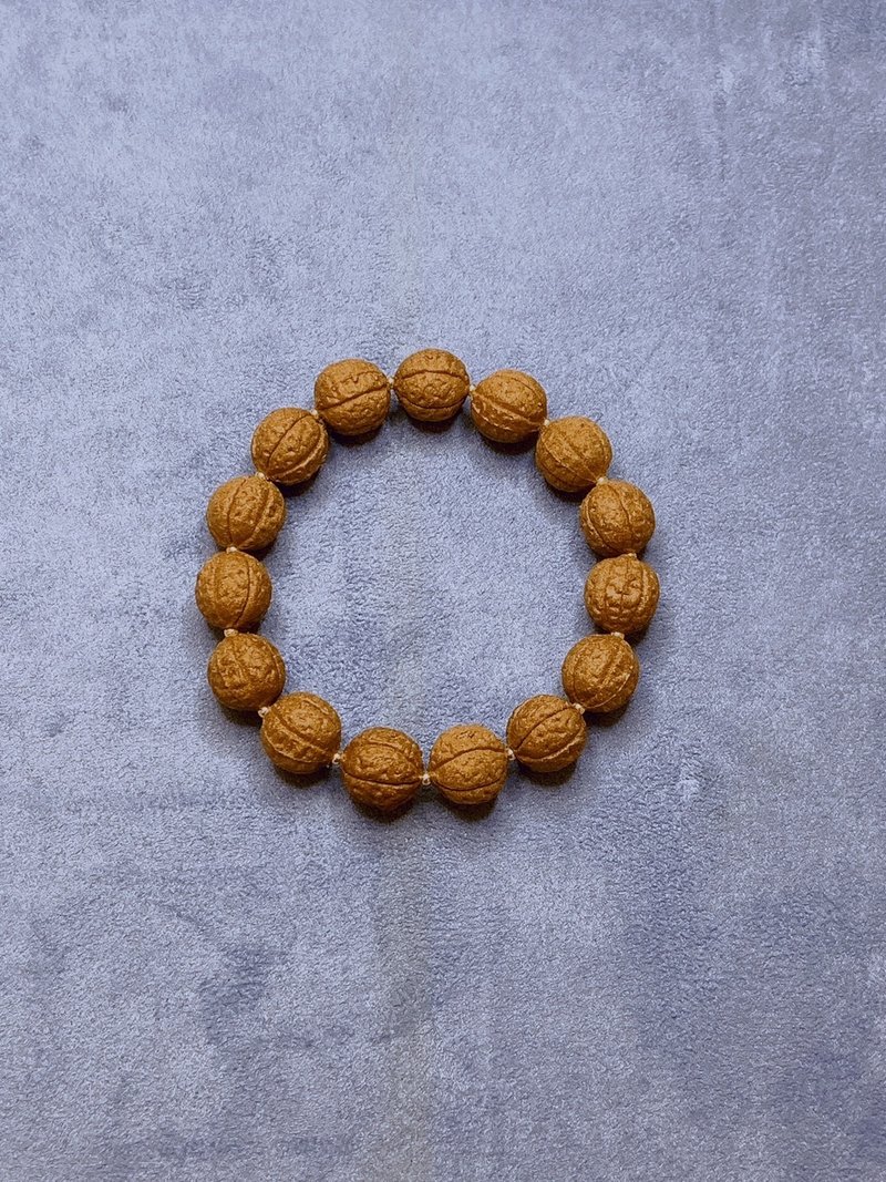 Oriental Core Rhyme | Erya Xiangfang natural hand-made incense | Walnut fragrant beads bracelet business people must - Bracelets - Plants & Flowers 