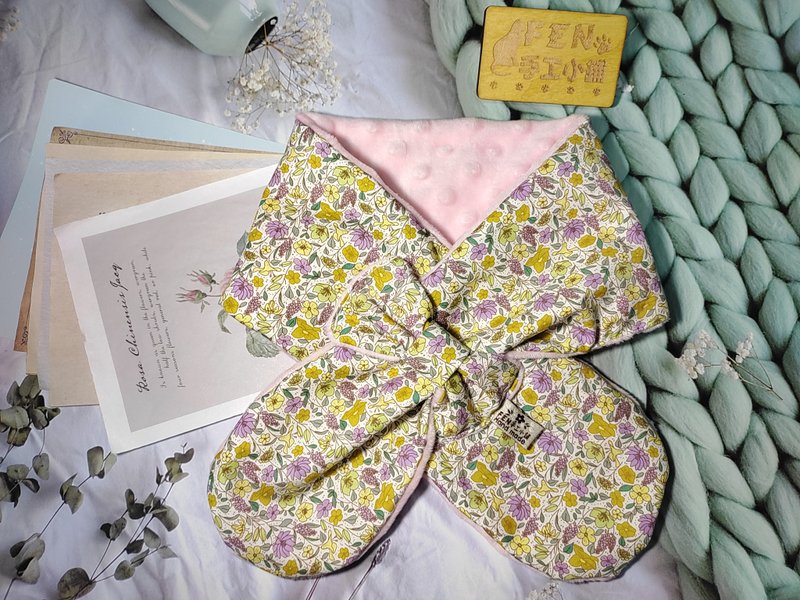 Japanese thin cotton fresh little flower bow handmade scarf-neck scarf for all ages-short scarf-neck scarf - ผ้าพันคอถัก - ผ้าฝ้าย/ผ้าลินิน 