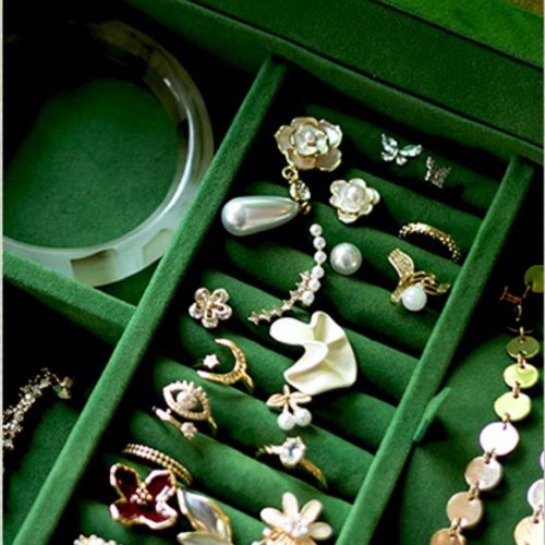 ビンテージ木製宝石箱 緑のガラス 500x0.jpg