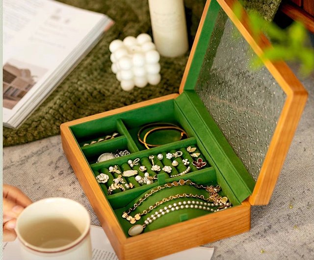 Vintage Jewelry Box deals