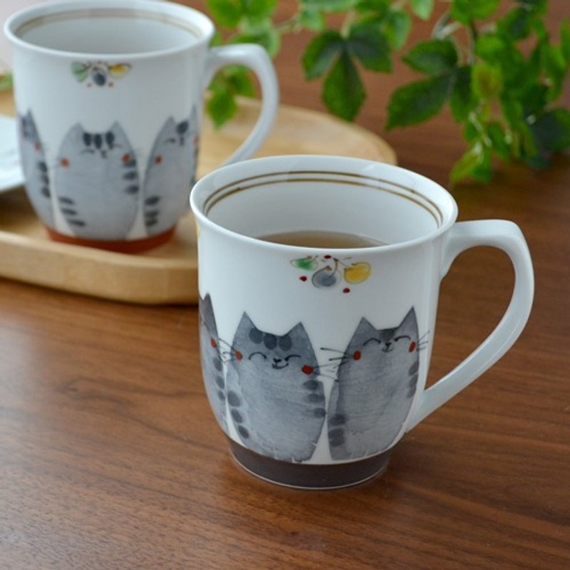 Friend dyed cat mug (rust) - Mugs - Pottery 