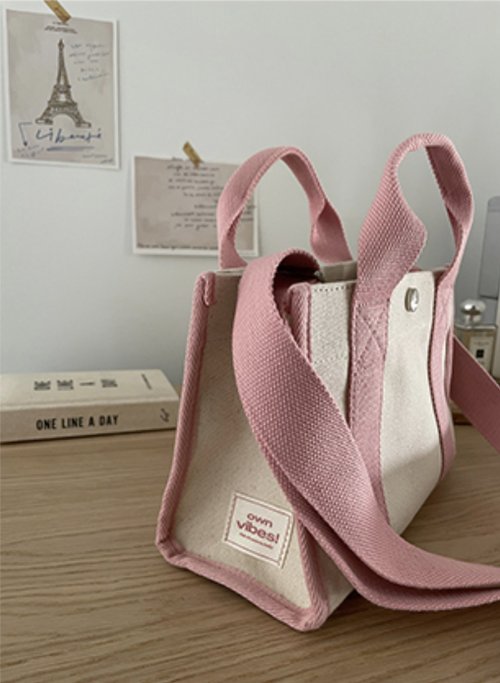 [THE ALLY ザ アリ] 韓国人気★正規品★LUNA BAG★ルナ バッグ THE ALLY ザ アリ] 韓国人気☆正規品☆LUNA BAG☆ルナ バッグ