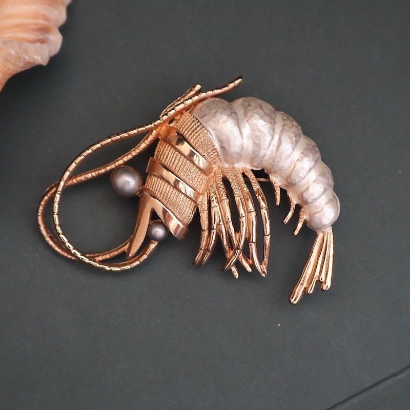 American New York designer Boucher antique pearl shrimp big pin - เข็มกลัด - โลหะ สีทอง