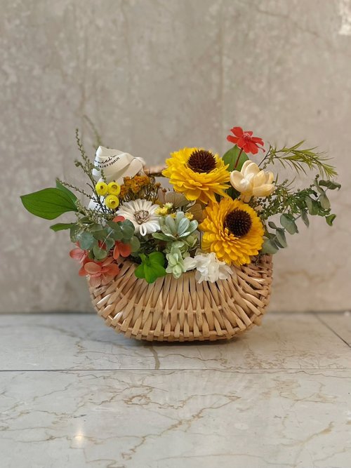 花訴花藝工坊 【永生花禮】向日葵田園風小花籃/開幕花禮/升遷花禮/祝賀花禮