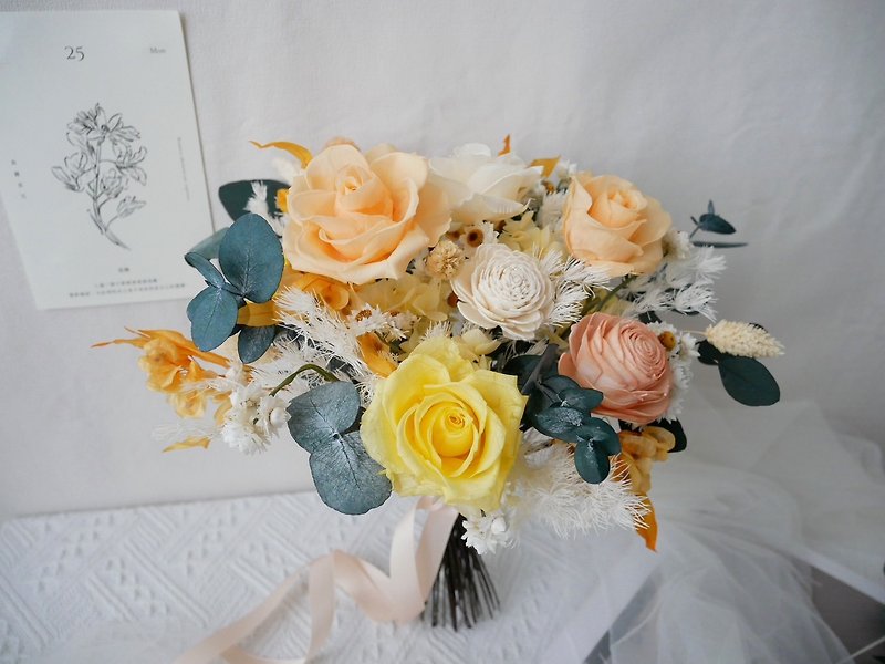 Natural, everlasting bouquet [Queen's Mark] Eternal Life Bouquet/Wedding Photoshoot/Wedding Bouquet - ช่อดอกไม้แห้ง - พืช/ดอกไม้ สีเหลือง