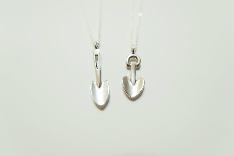 Lucky shovel//Good pregnancy shovel//Pure silver necklace/Handmade/Valentine&#39;s Day/Gift/Anniversary