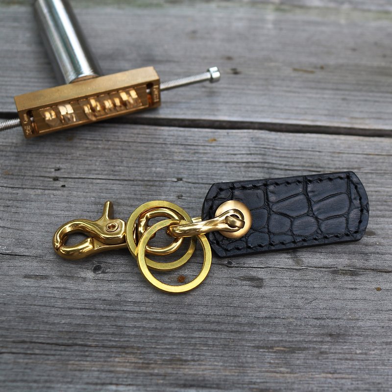 <隆鞄工坊> military key ring - black / crocodile embossing - Keychains - Genuine Leather Black