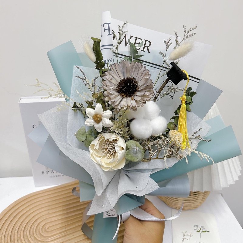 Plant gray sunflower immortal flower dried flower graduates day blessing bouquet - ช่อดอกไม้แห้ง - พืช/ดอกไม้ สีเทา