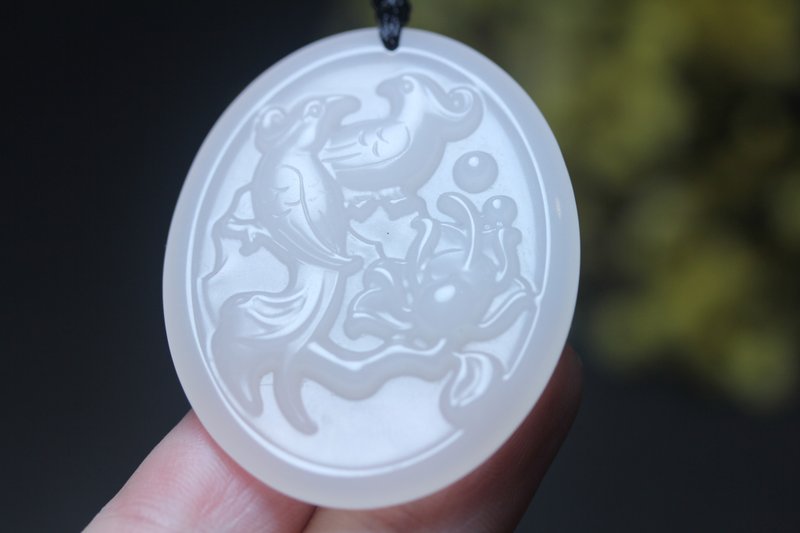 【Xi Shang Mei Shao】 Pendant | Magpies on Branches Charm / Tri-colored Jade | New Wedding Couple Gift Necklace - Necklaces - Jade White