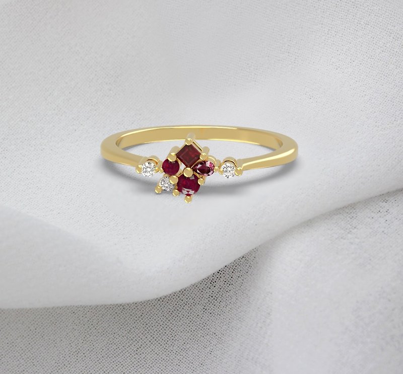 Check out Siam or Thai ruby gemstones ring, Minimalist ring, 925 Silver ring, A - General Rings - Gemstone Brown