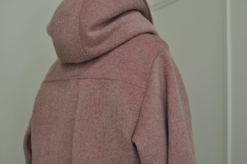 Flat 135 X Taiwanese designer 90% wool cloth hat coat coat rose medium long version - Women's Casual & Functional Jackets - Wool Pink