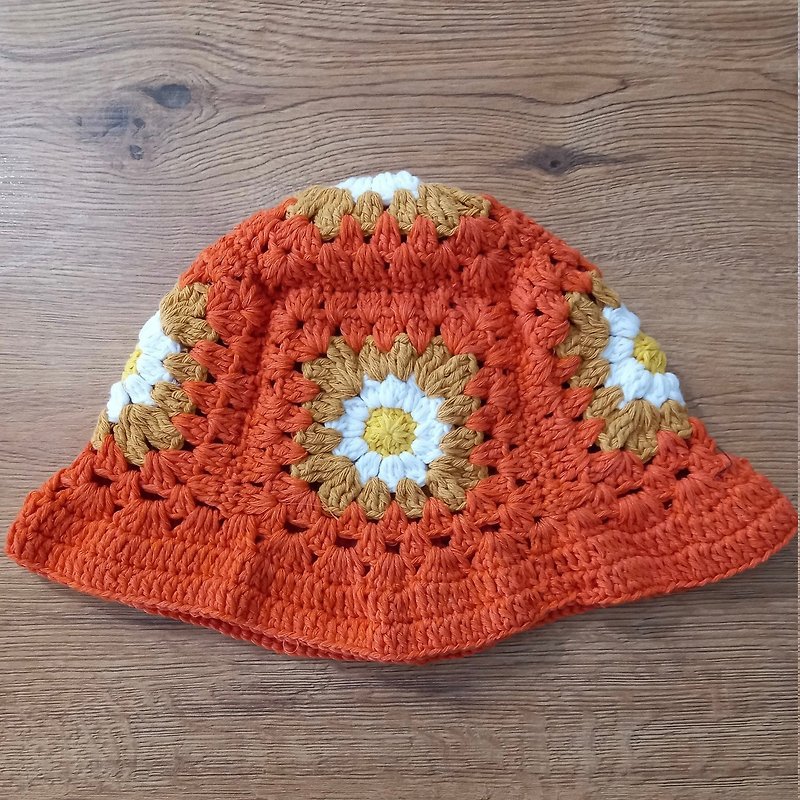 Handmade crochet summer hat  水桶鉤針編織帽 cotton hat 太陽帽 Crochet Granny Square Hat - Hats & Caps - Cotton & Hemp Multicolor