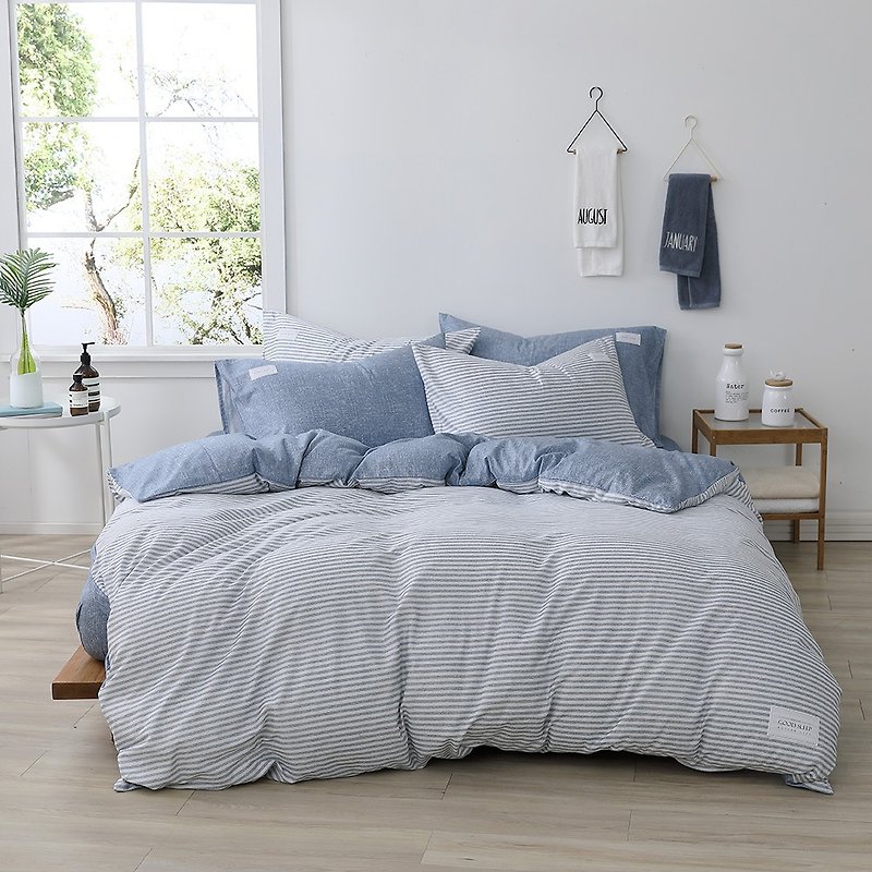 恣意簡約-200織紗精梳棉兩用被床包組(靛藍) - 寢具/床單/被套 - 棉．麻 灰色