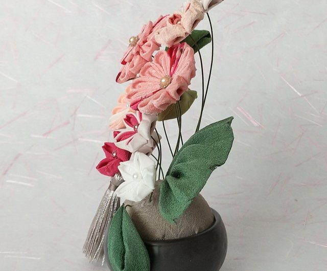 新色】つまみ細工で作った お仏壇に飾るお花です 仏花・ピンク