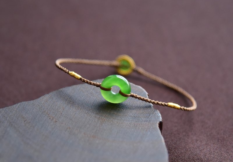 【碧玉安】天然和田玉精品陽綠碧玉平安扣手工編織手繩 - 手鍊/手環 - 玉石 綠色