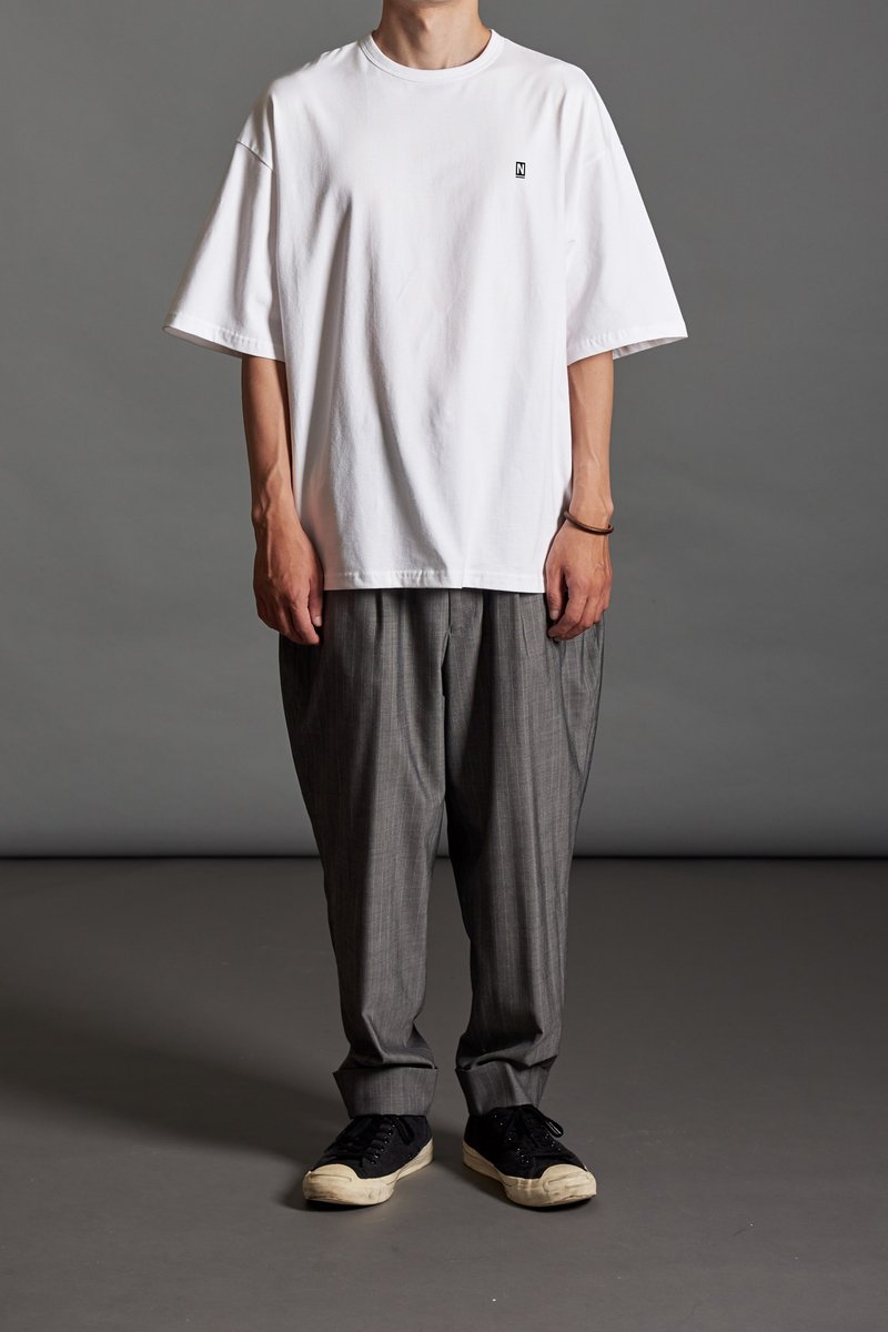 ワイドフィット ヘビーウェイト グラフィック Tシャツ ホワイト - Tシャツ メンズ - コットン・麻 ホワイト