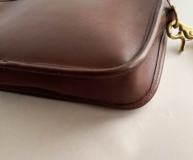 Vintage Coach Bag Penny Pocket in British Tan Leather Crossbody Purse