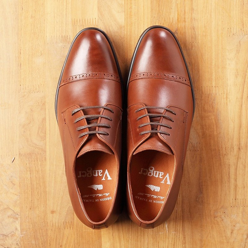 Vanger simple classic horizontal stripes carved Derby shoes Va188 coffee made in Taiwan - รองเท้าลำลองผู้ชาย - หนังแท้ สีนำ้ตาล
