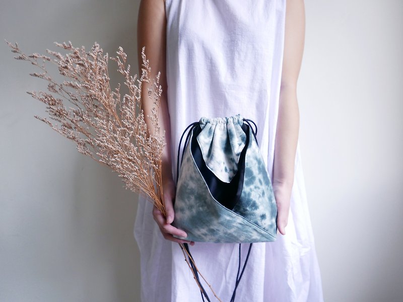Tie dye/handmade/Kimono bag/hand bag/shoulder bag :Moon: - กระเป๋าแมสเซนเจอร์ - ผ้าฝ้าย/ผ้าลินิน สีดำ