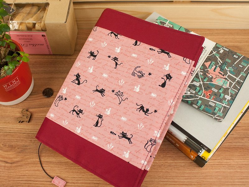 [Book] の clothing Limited A5 / 25K adjustable multi-function cotton clothes book / cloth slipcase -C kitten / pink - Book Covers - Cotton & Hemp Pink