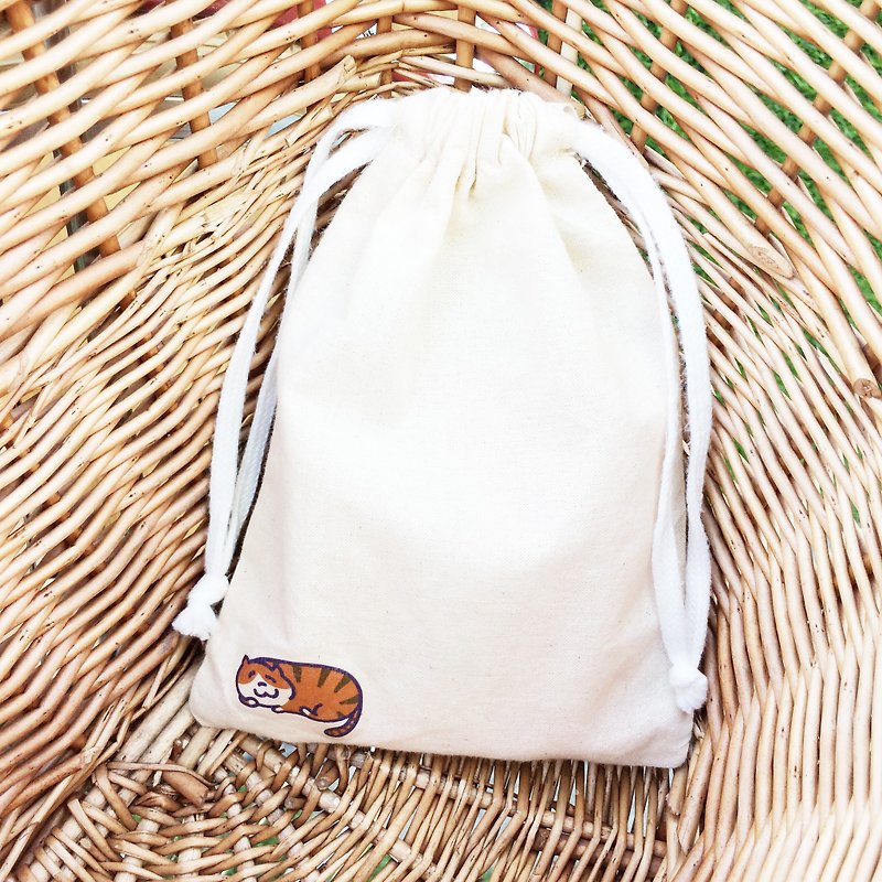 肥貓の日常 帆布束口袋 手工印製 Drawstring bag - 化妝包/收納袋 - 棉．麻 白色