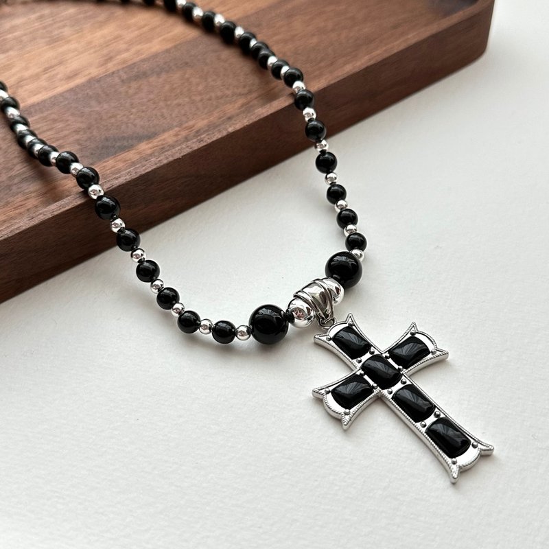 [Leo and Virgo | August] Black onyx cross Silver necklace to protect against villains, sense of security and courage - สร้อยคอ - เครื่องประดับพลอย สีดำ