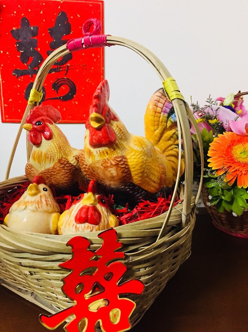 A must-have lead chicken for marriage / a good start / handmade ceramic lead chicken combo basket - ของวางตกแต่ง - เครื่องลายคราม สีแดง