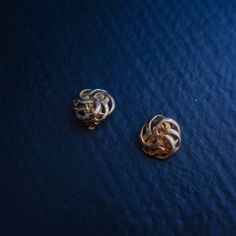 Braided classic gold-plated antique jewelry Clip-On vintage - Earrings & Clip-ons - Other Metals Gold