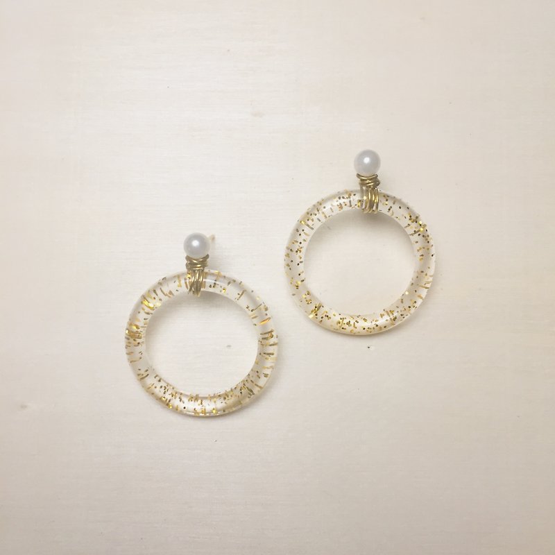 Vintage transparent glitter winding pearl earrings - Earrings & Clip-ons - Resin Transparent